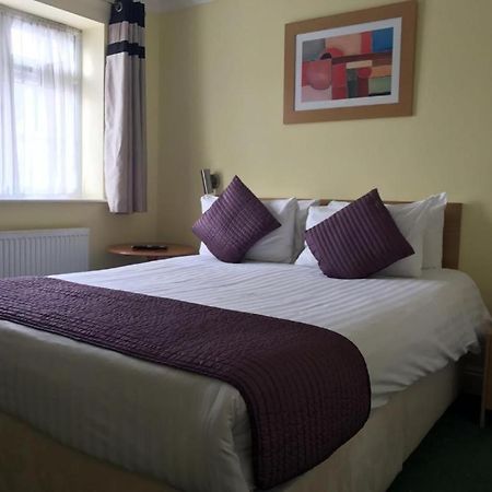 Harefield Manor Hotel Romford Exterior foto